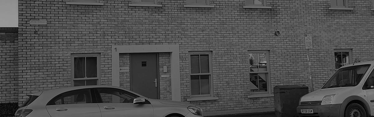 featured-contact